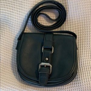 Merona grey crossbody bag. Silver tone hardware.